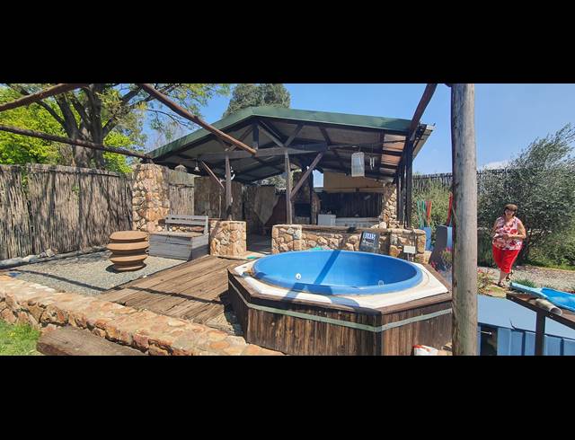 3 BEDROOM HOUSE FOR SALE IN RENSBURG